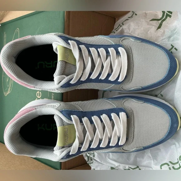 KURU Apogee Retro-Style Sneakers in Blue and Pink size9.5 men 11Women